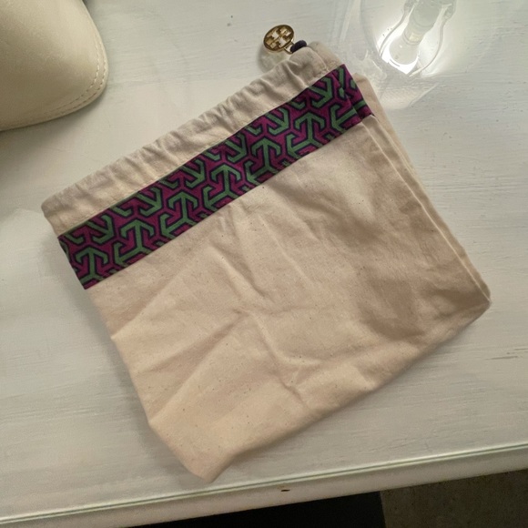 Tory Burch Colorblock Bucket Bag - Picture 6 of 6